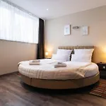 Home Hotel 3*