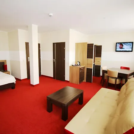 Home Hotel 3*