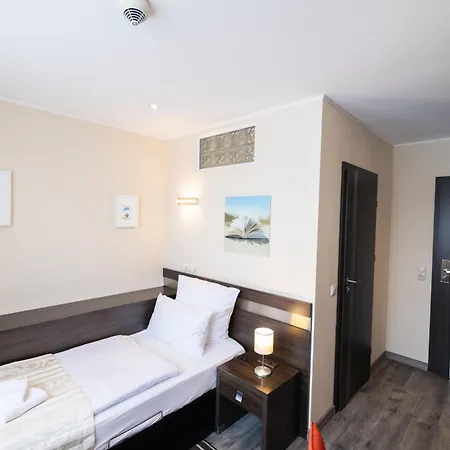 Home Hotel
