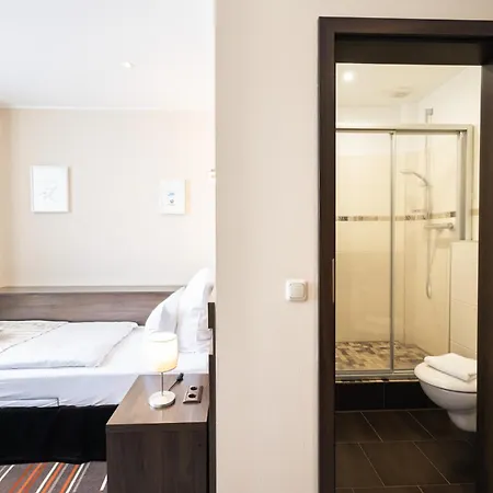 Home Hotel Отель