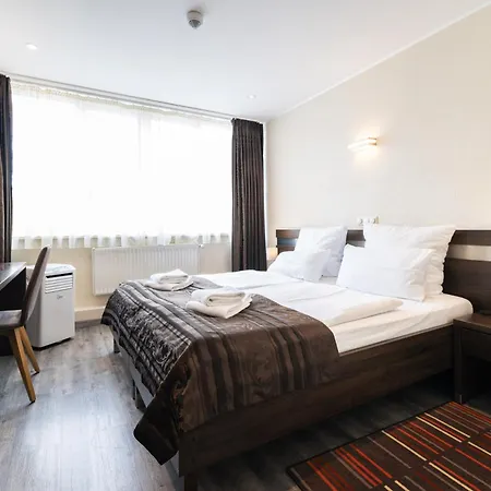 Home Hotel