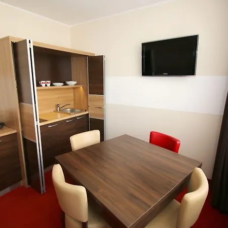 Home Hotel Отель Вильгельмсхафен