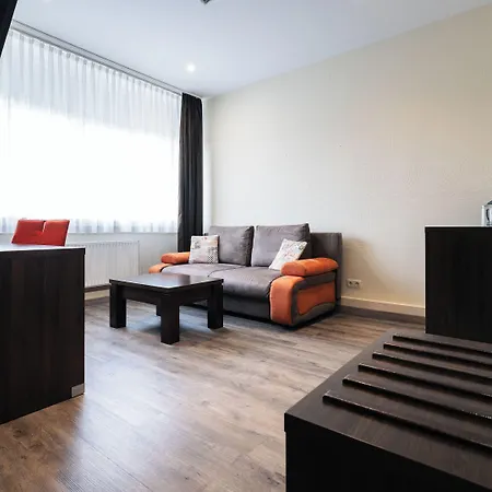 Home Hotel Отель Вильгельмсхафен