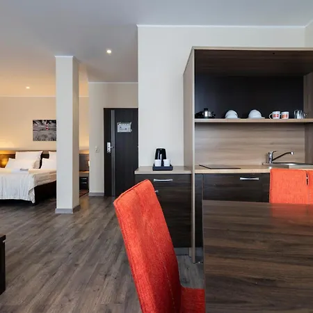 Home Hotel Отель Вильгельмсхафен
